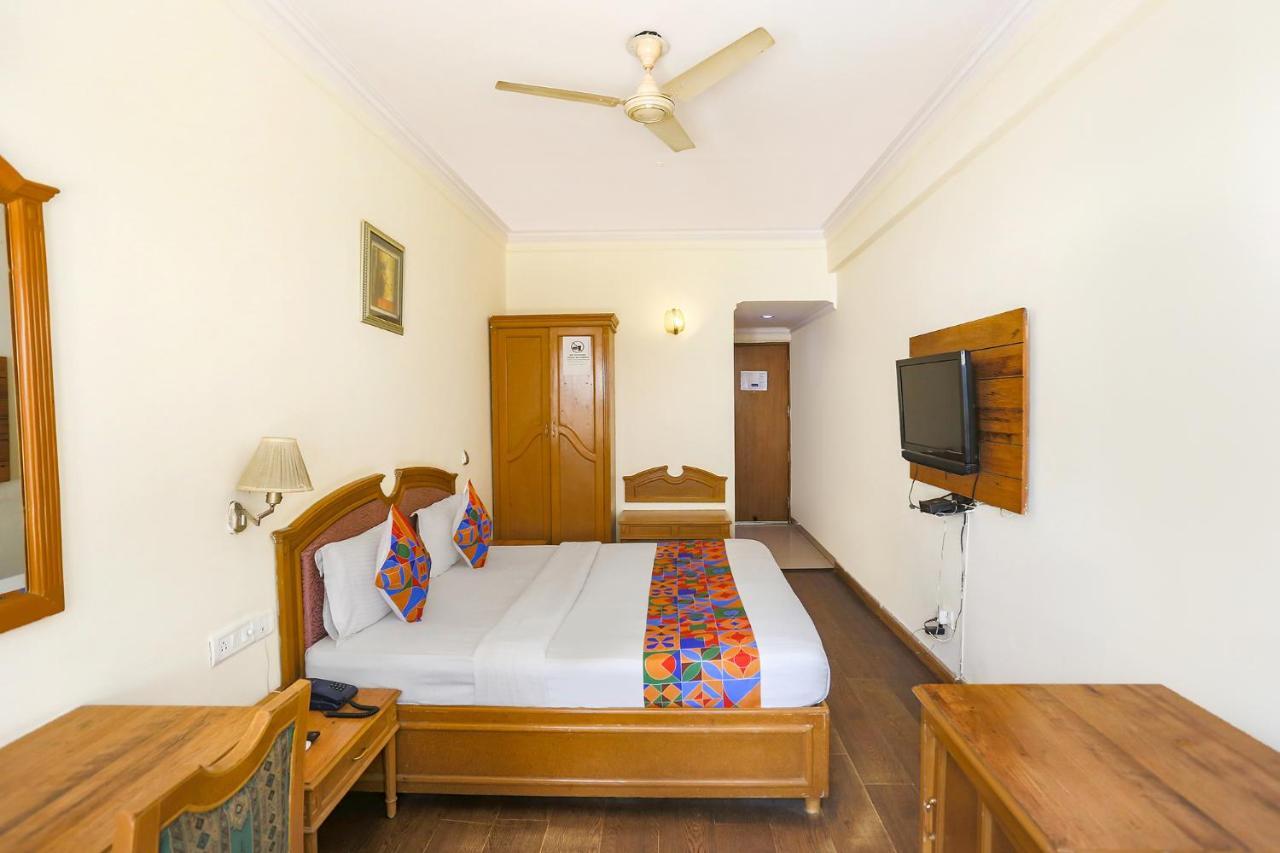 Fabhotel Altus Gurgaon Exterior foto